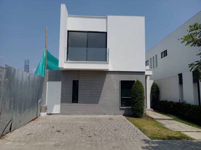 #2588 - Casa para Venta en Guayaquil - G - 1