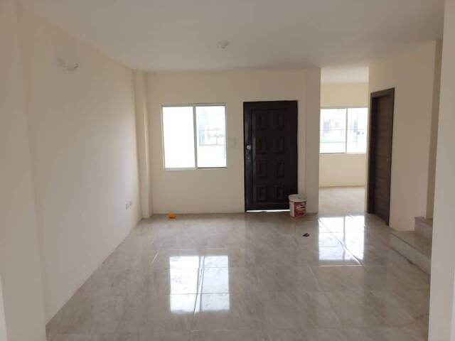 #2595 - Casa para Venta en Guayaquil - G - 3