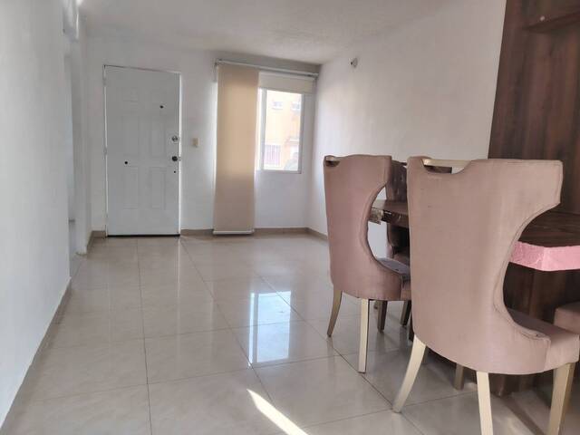 #2596 - Casa para Venta en Guayaquil - G - 2