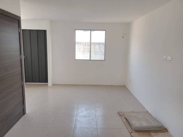 #2600 - Casa para Venta en Guayaquil - G - 2