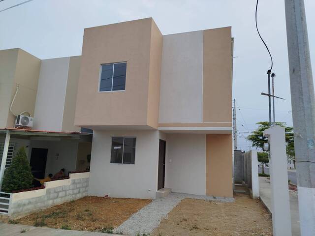 Alquiler en Urbanización Villa Geranio - Guayaquil