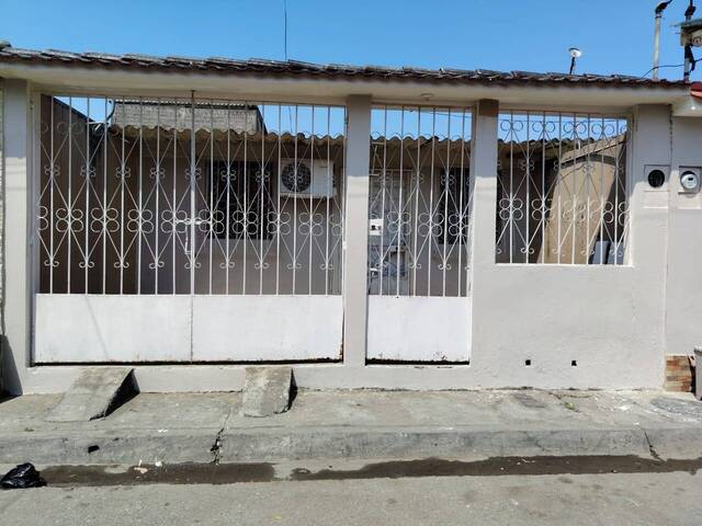#2630 - Casa para Venta en Guayaquil - G - 1