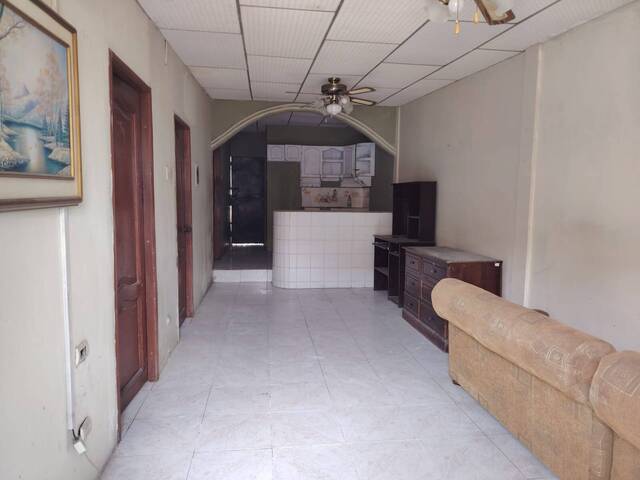 #2630 - Casa para Venta en Guayaquil - G - 2