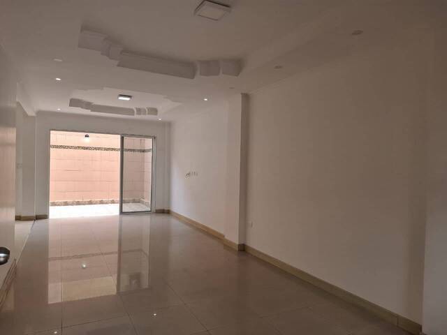 #2642 - Casa para Venta en Guayaquil - G - 2