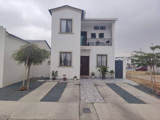 #2662 - Casa para Venta en Guayaquil - G - 1