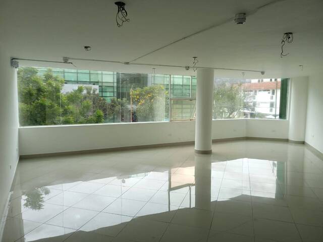 Alquiler en Urdesa - Guayaquil