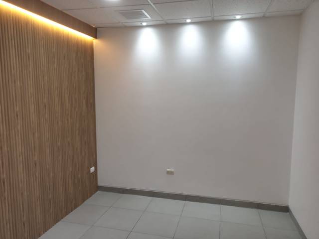 #2687 - Consultorio para Alquiler en Guayaquil - G - 3