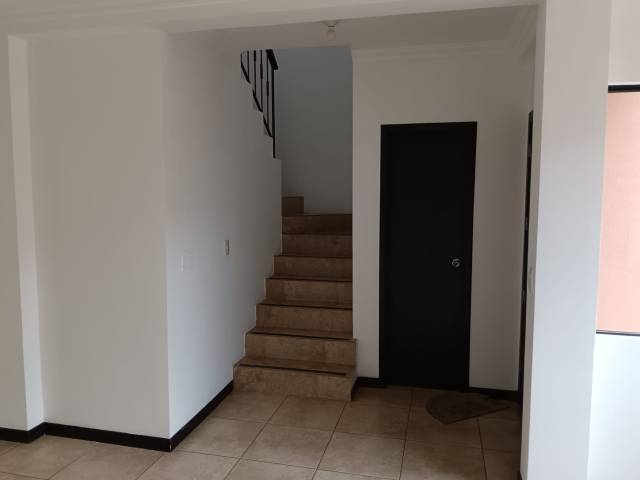 Casa para Alquiler en Guayaquil - 4