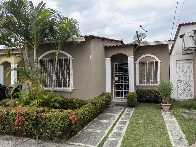 Alquiler en Urbanización LA JOYA - Guayaquil