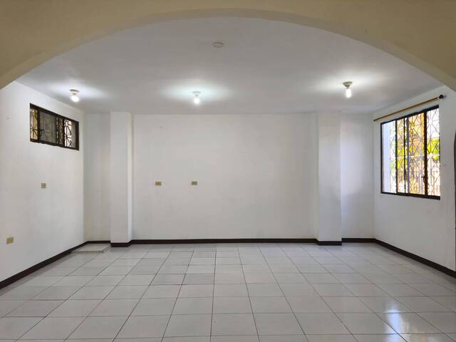 #2720 - Departamento para Alquiler en Guayaquil - G