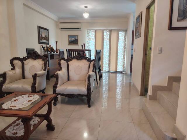 #2730 - Casa para Venta en Guayaquil - G - 2