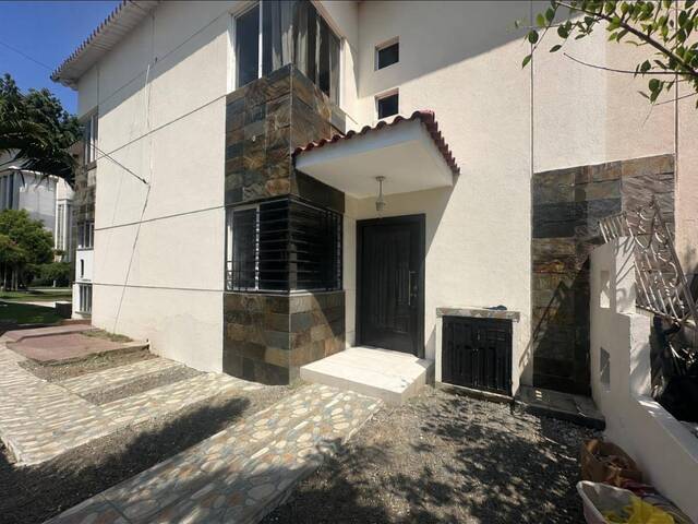 Alquiler en Urbanización Málaga 2 - Guayaquil