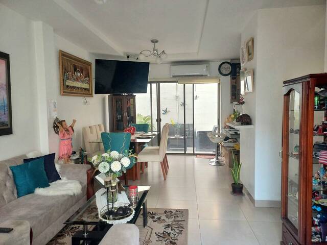#2770 - Casa para Venta en Guayaquil - G