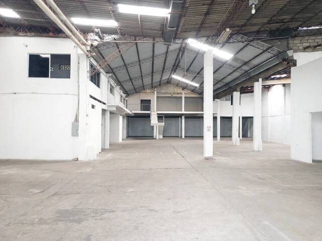 #2800 - Galpón para Venta en Guayaquil - G