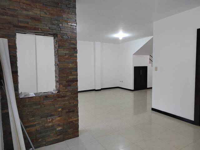 Casa para Alquiler en Guayaquil - 4